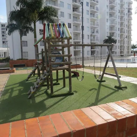 Esplendido Y Fantastico Apartamento En Girardot. 4 Piscinas, Wifi, Parque Infantil, Parqueadero Privado. Exterior photo