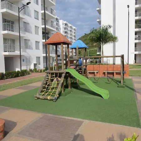 Esplendido Y Fantastico Apartamento En Girardot. 4 Piscinas, Wifi, Parque Infantil, Parqueadero Privado. Exterior photo
